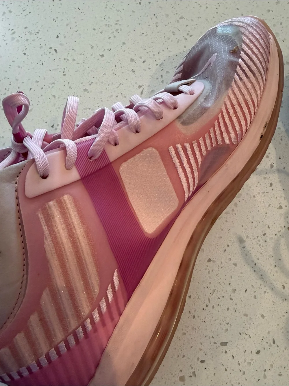9.5 Nike LeBron X John Elliott Icon QS Basketball Shoes Tulip Pink Women’s